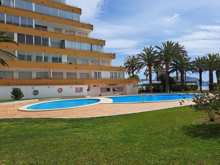 Holiday Center Apartamento Vistas Mar, Acceso Directo Playa Y Piscina Roses Exterior foto